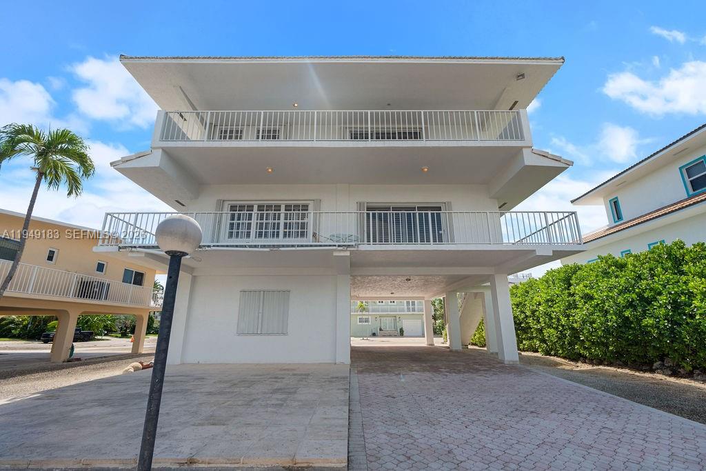 PORT ANTIGUA PLAT NO 5 & - Residential