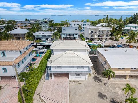 106 Lisbon Ct Islamorada FL 33036