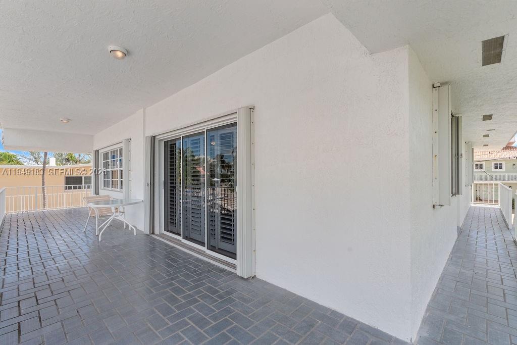 PORT ANTIGUA PLAT NO 5 & - Residential