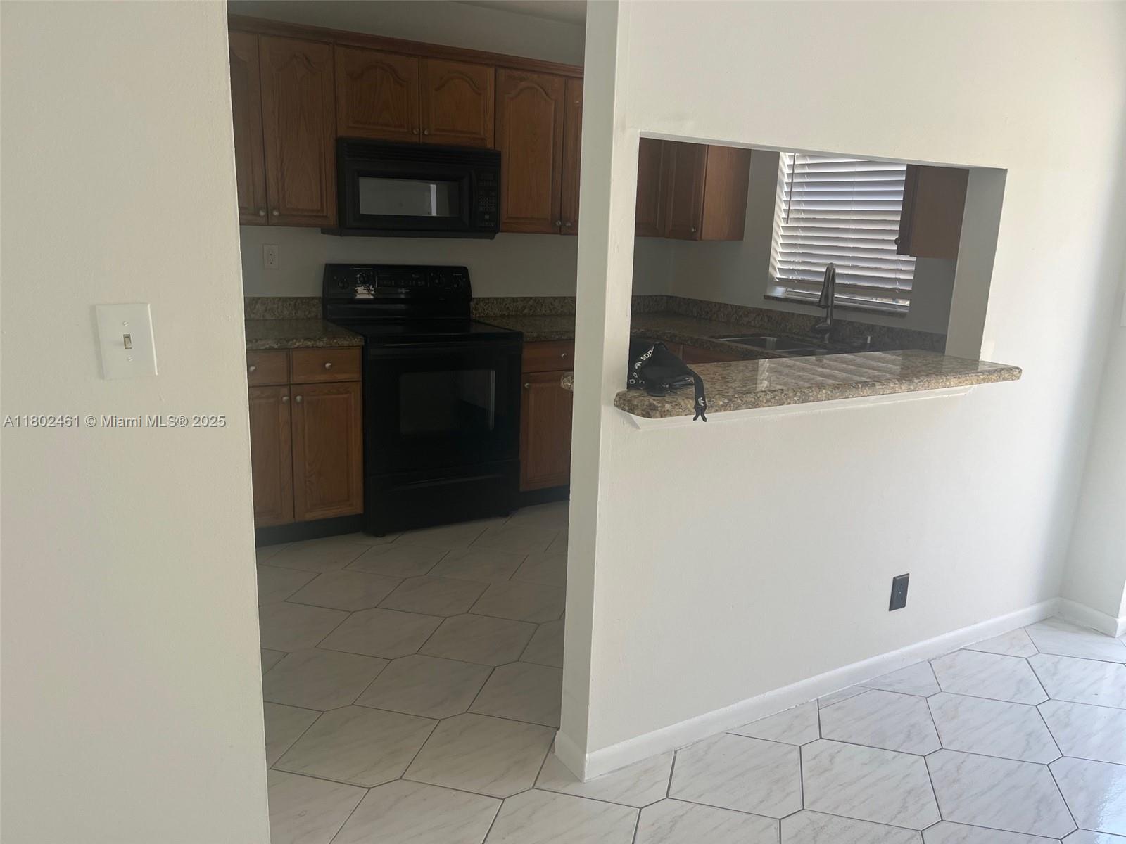 BLUEBERRY HILL IV CONDO - Residential
