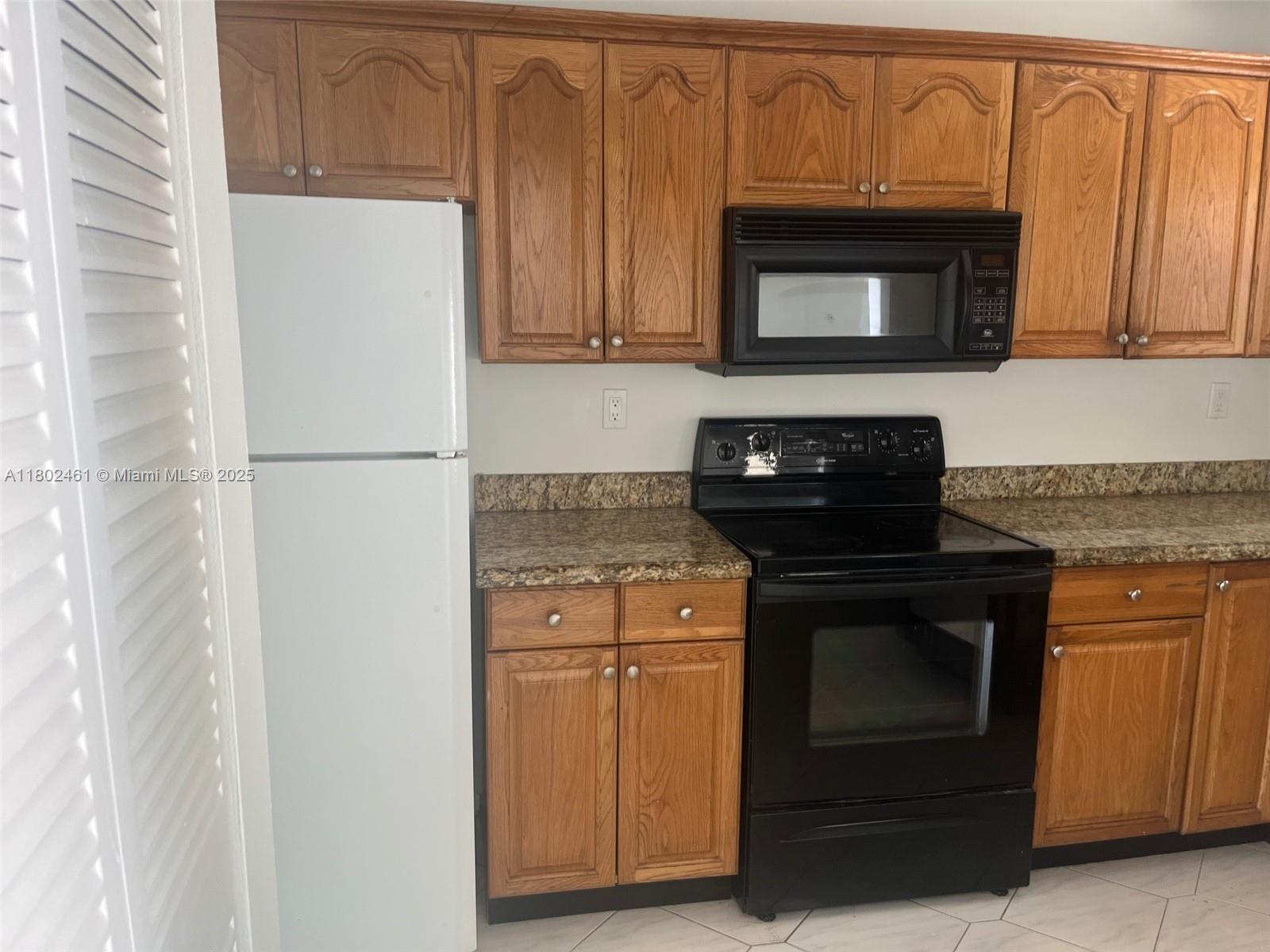 BLUEBERRY HILL IV CONDO - Residential