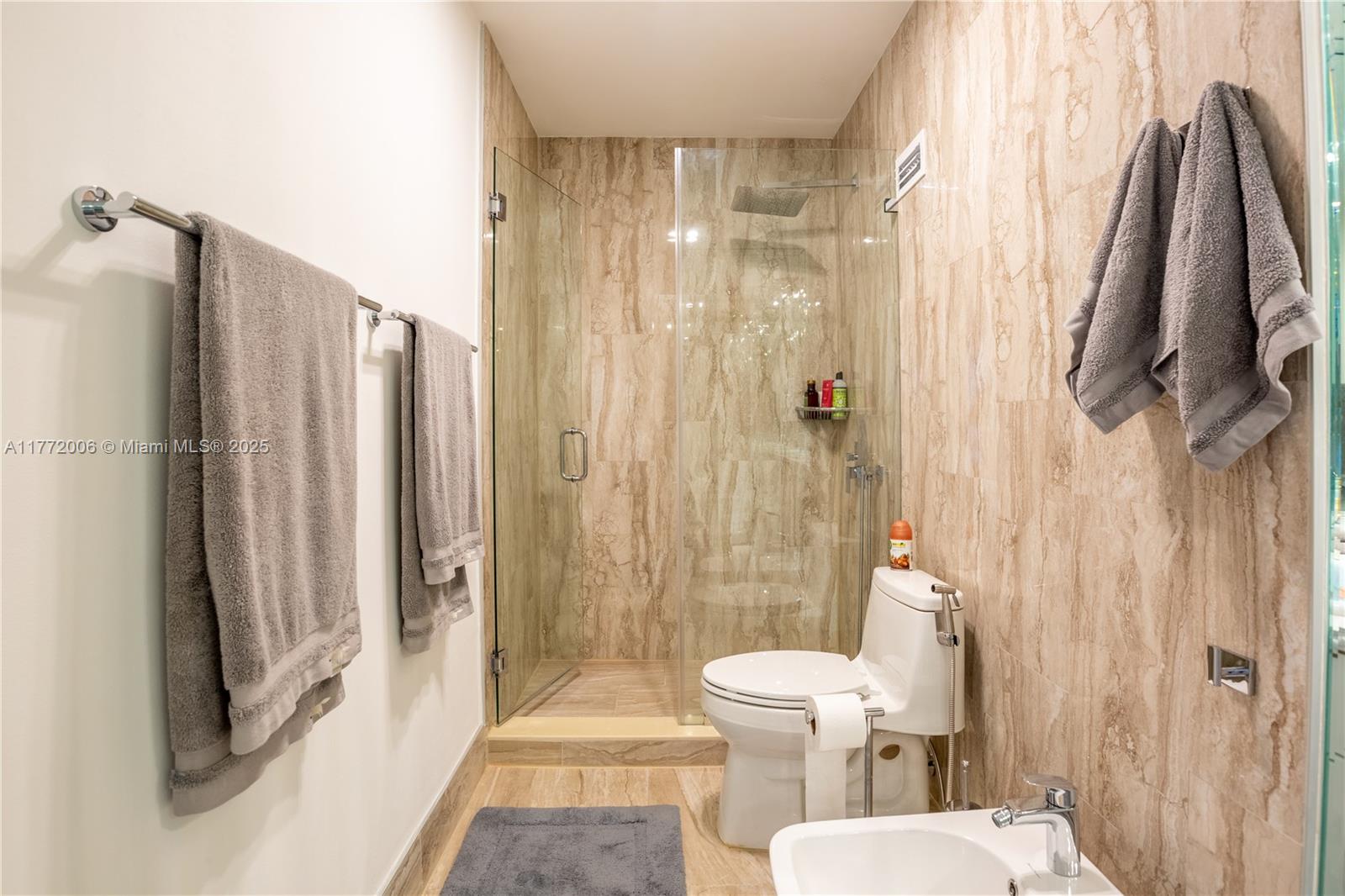 SEA AIR TOWERS CONDO - Residential