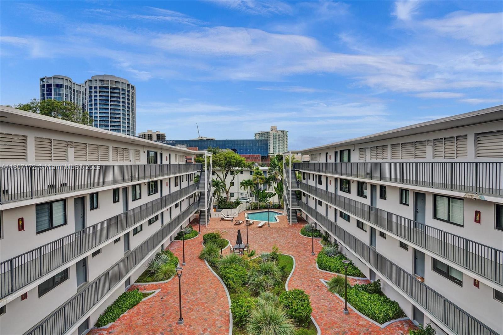 COURTYARDS OF THE GROVE C - Residential