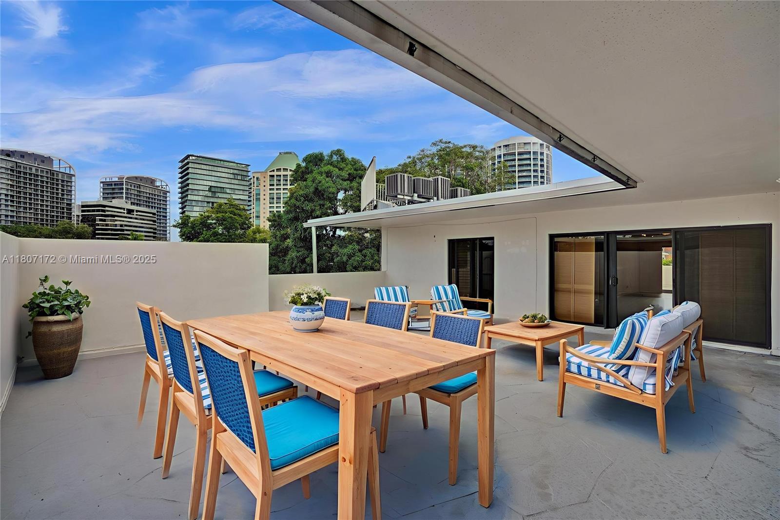 COURTYARDS OF THE GROVE C - Residential