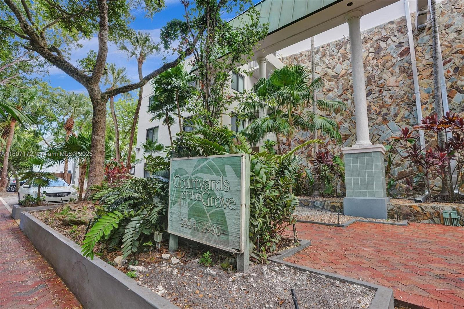 COURTYARDS OF THE GROVE C - Residential