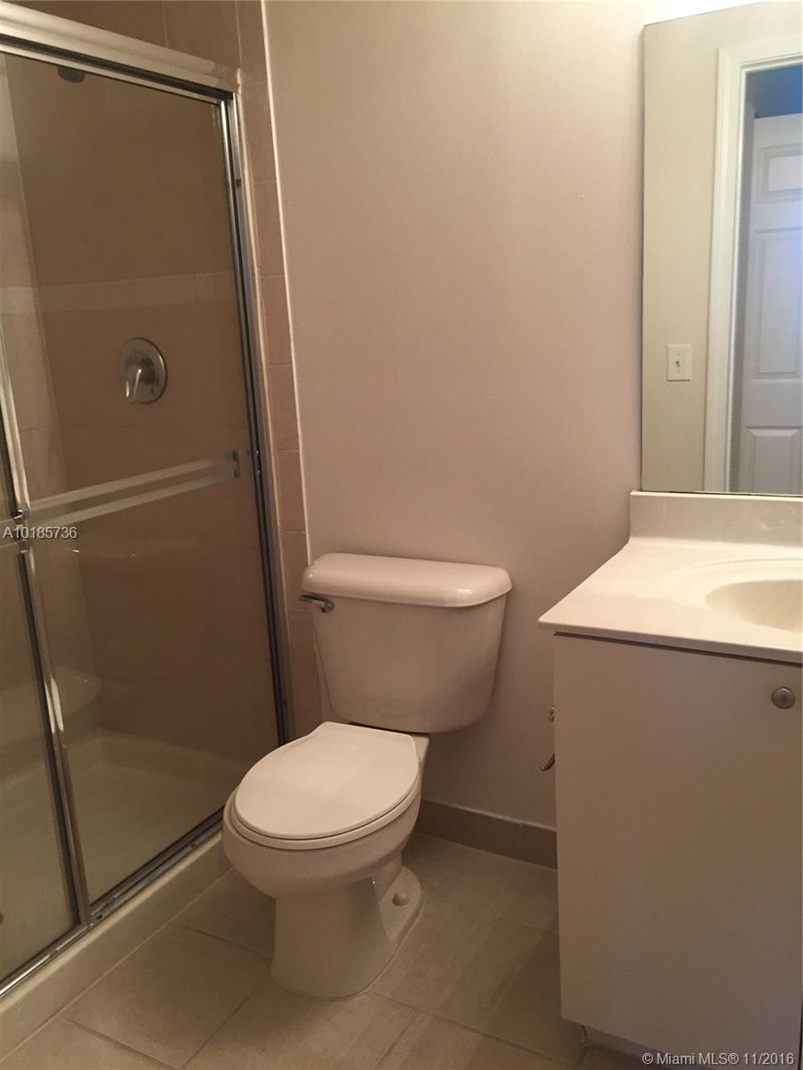 Paradise Pointe Condo - Residential Lease