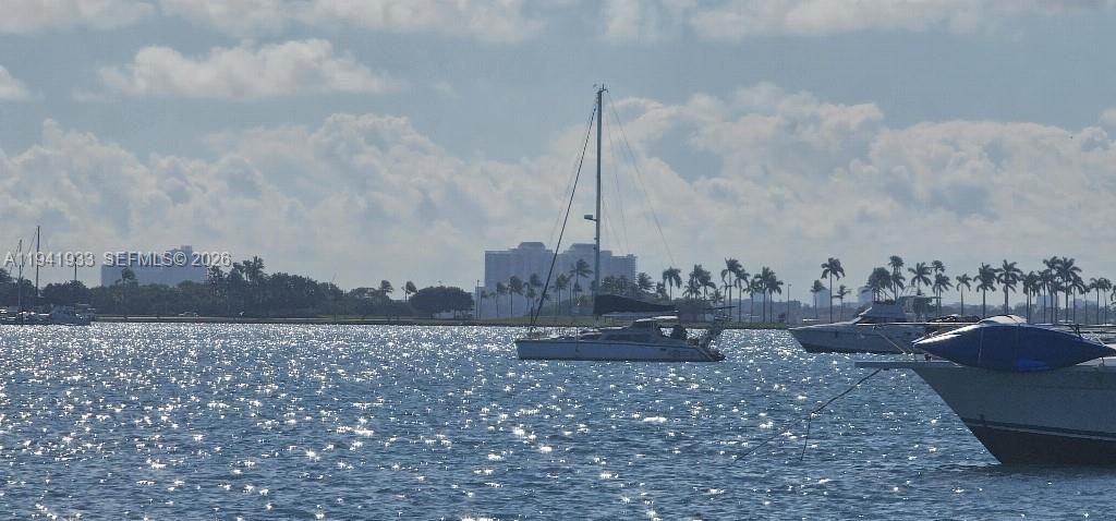 KEYSTONE BAY CONDO - Residential