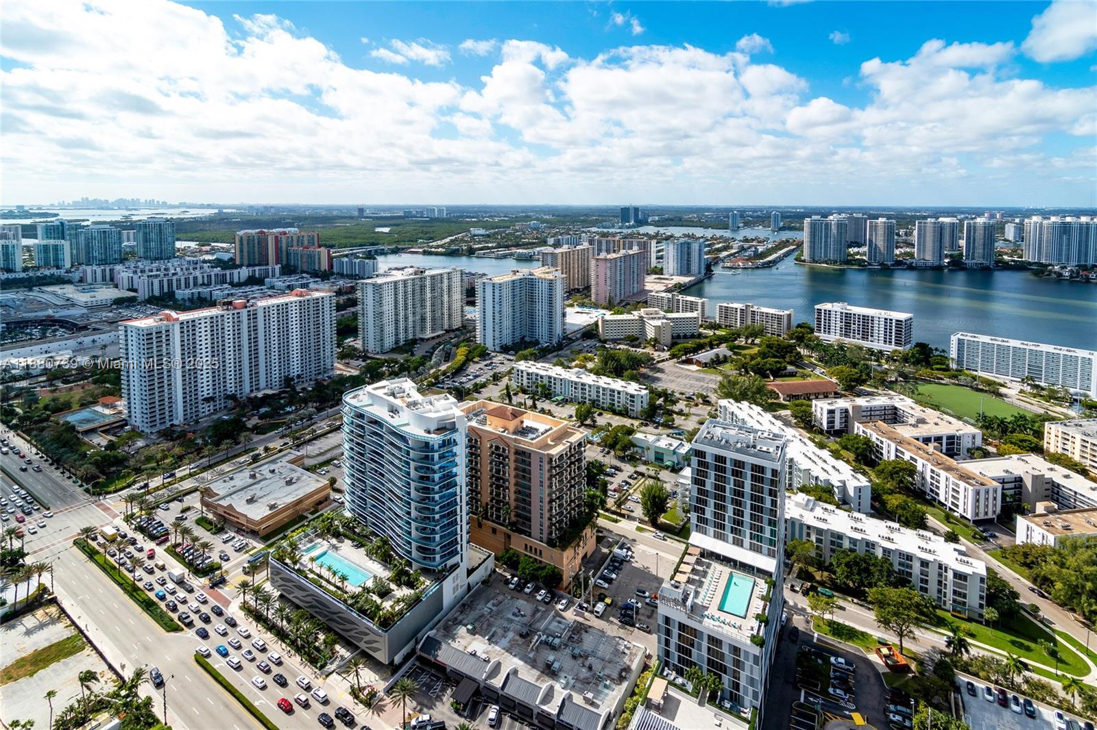 MANSIONS AT ACQUALINA - Residential