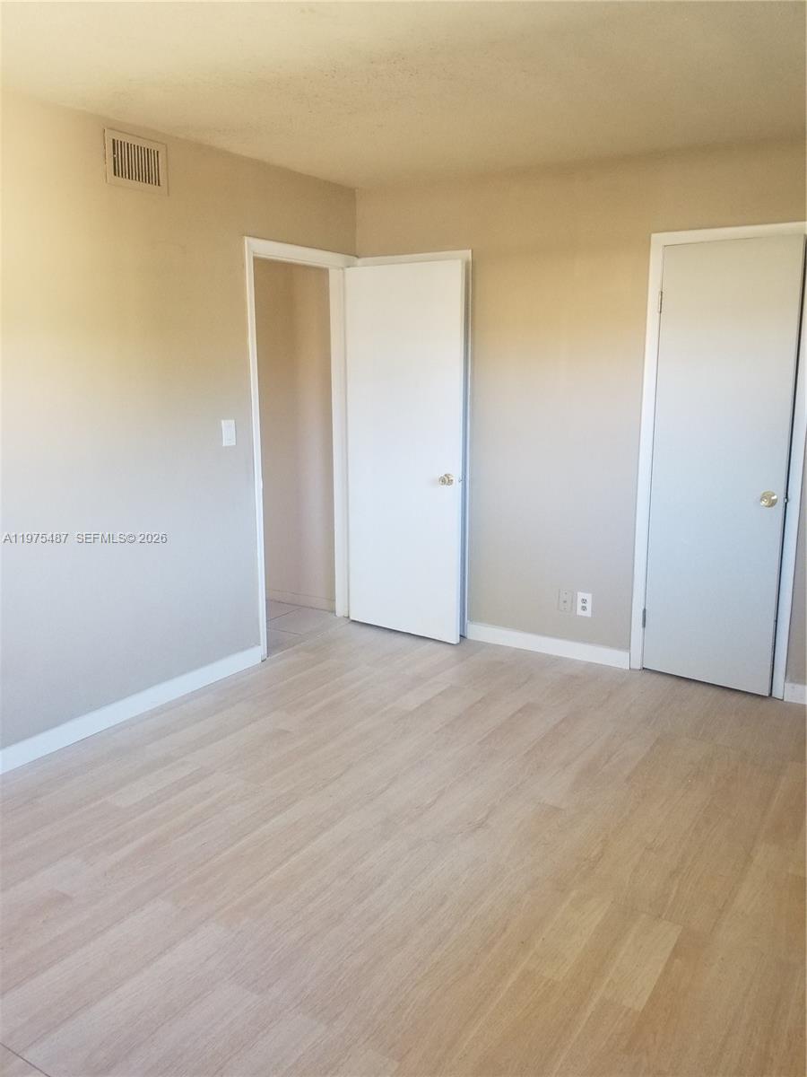 VILLAS AT CORAL SPRINGS - Residential Lease