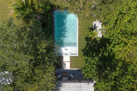 11 NW 45th St Miami FL 33127
