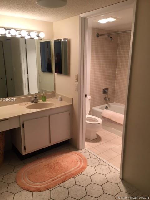 DELVISTA TOWERS CONDO - Residential