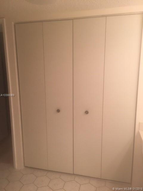 DELVISTA TOWERS CONDO - Residential