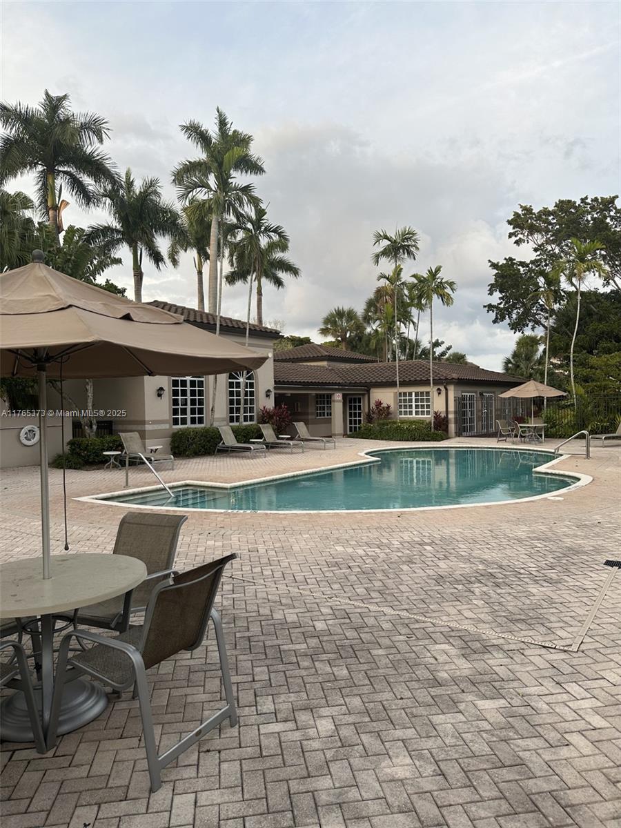 Rental Property at 9783 Nob Hill Ct 9783, Sunrise, Miami-Dade County, Florida - Bedrooms: 3 
Bathrooms: 2  - $2,500 MO.