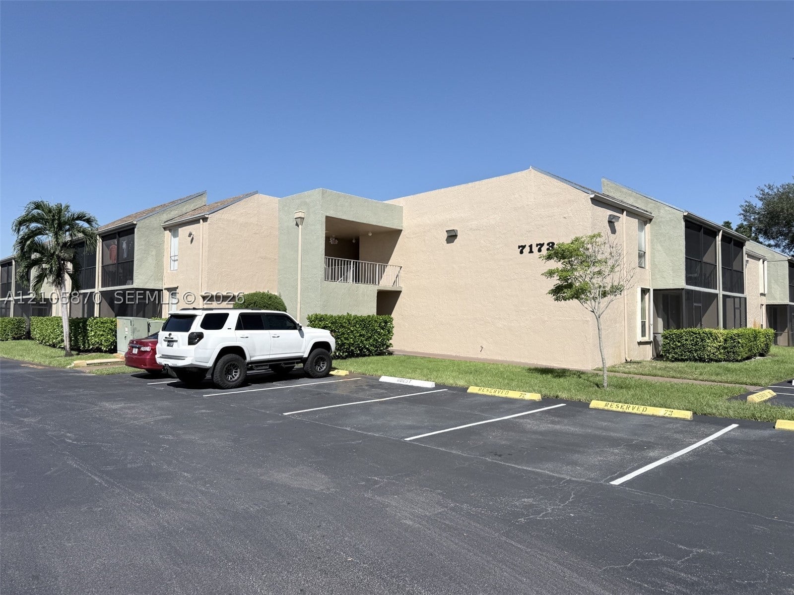 7173 Orange Dr 204B