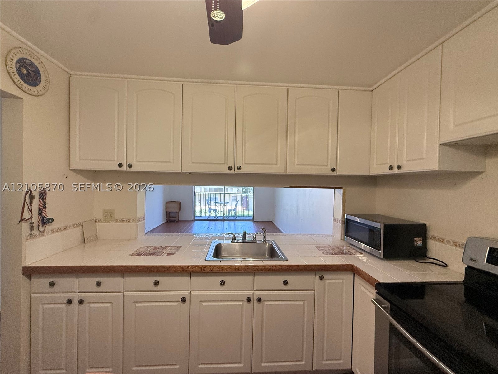 7173 Orange Dr 204B