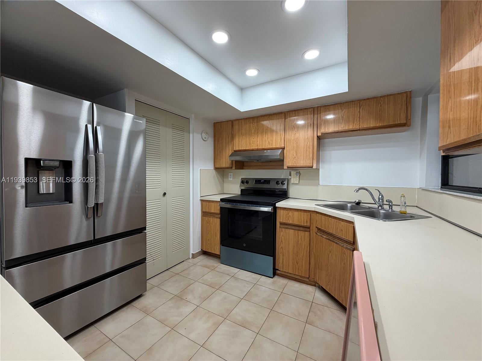 BILBAO ESTATES - Residential Lease