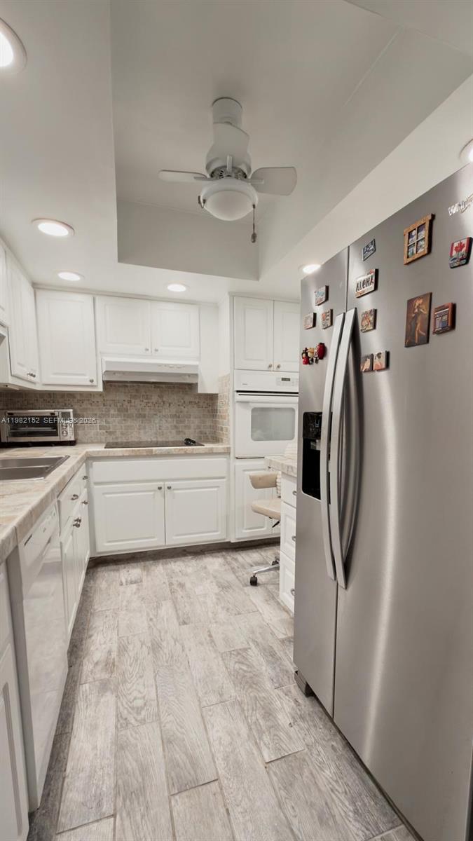 400 Kings Point Dr 408