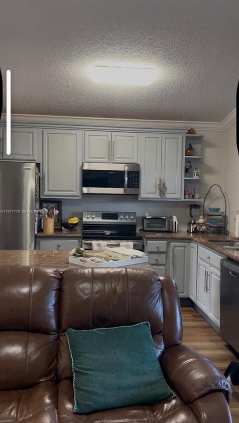 Tiny photo for 4911 SW 142nd Pl, Miami, FL 33175 (MLS # A11977778)