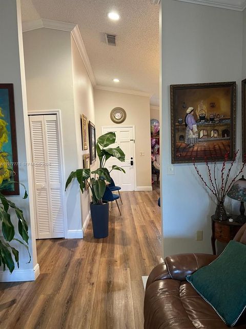 Tiny photo for 4911 SW 142nd Pl, Miami, FL 33175 (MLS # A11977778)