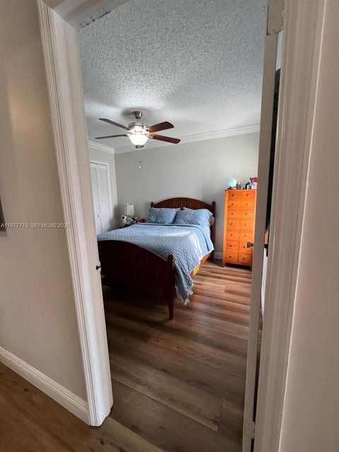 Tiny photo for 4911 SW 142nd Pl, Miami, FL 33175 (MLS # A11977778)