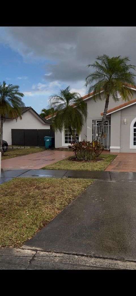 Tiny photo for 4911 SW 142nd Pl, Miami, FL 33175 (MLS # A11977778)