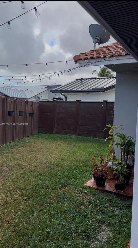 Tiny photo for 4911 SW 142nd Pl, Miami, FL 33175 (MLS # A11977778)