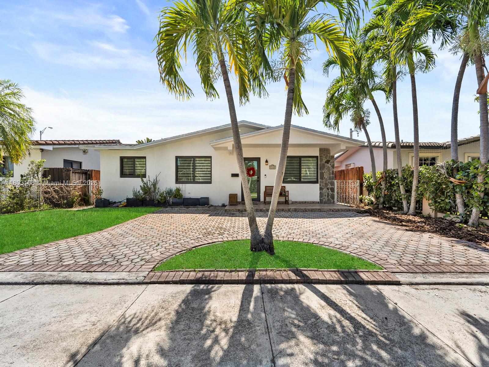 Property for Sale at 2720 Sw 76th Ave, Miami, Broward County, Florida - Bedrooms: 3 
Bathrooms: 2  - $644,900