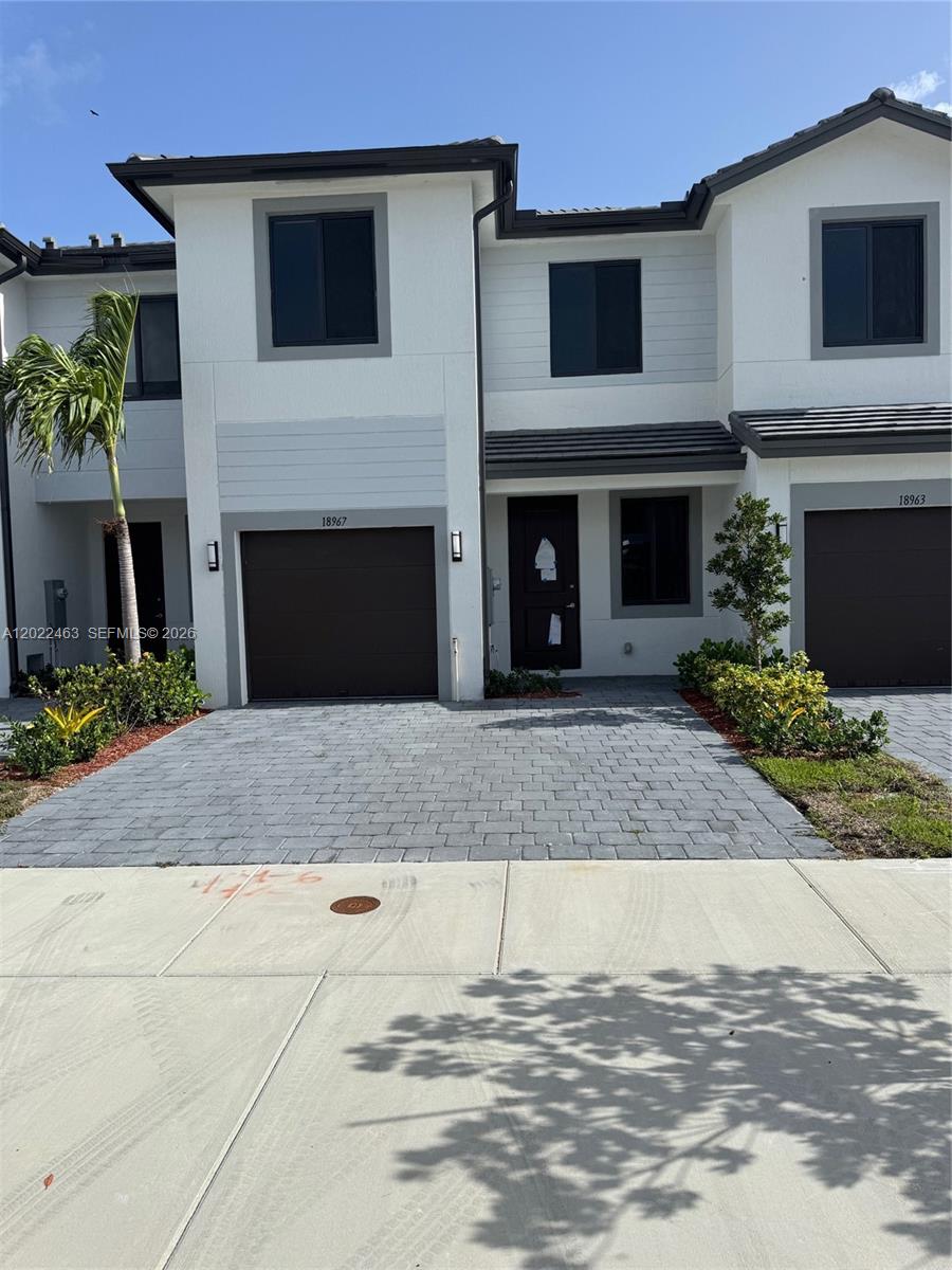 Century Park Square - Residential