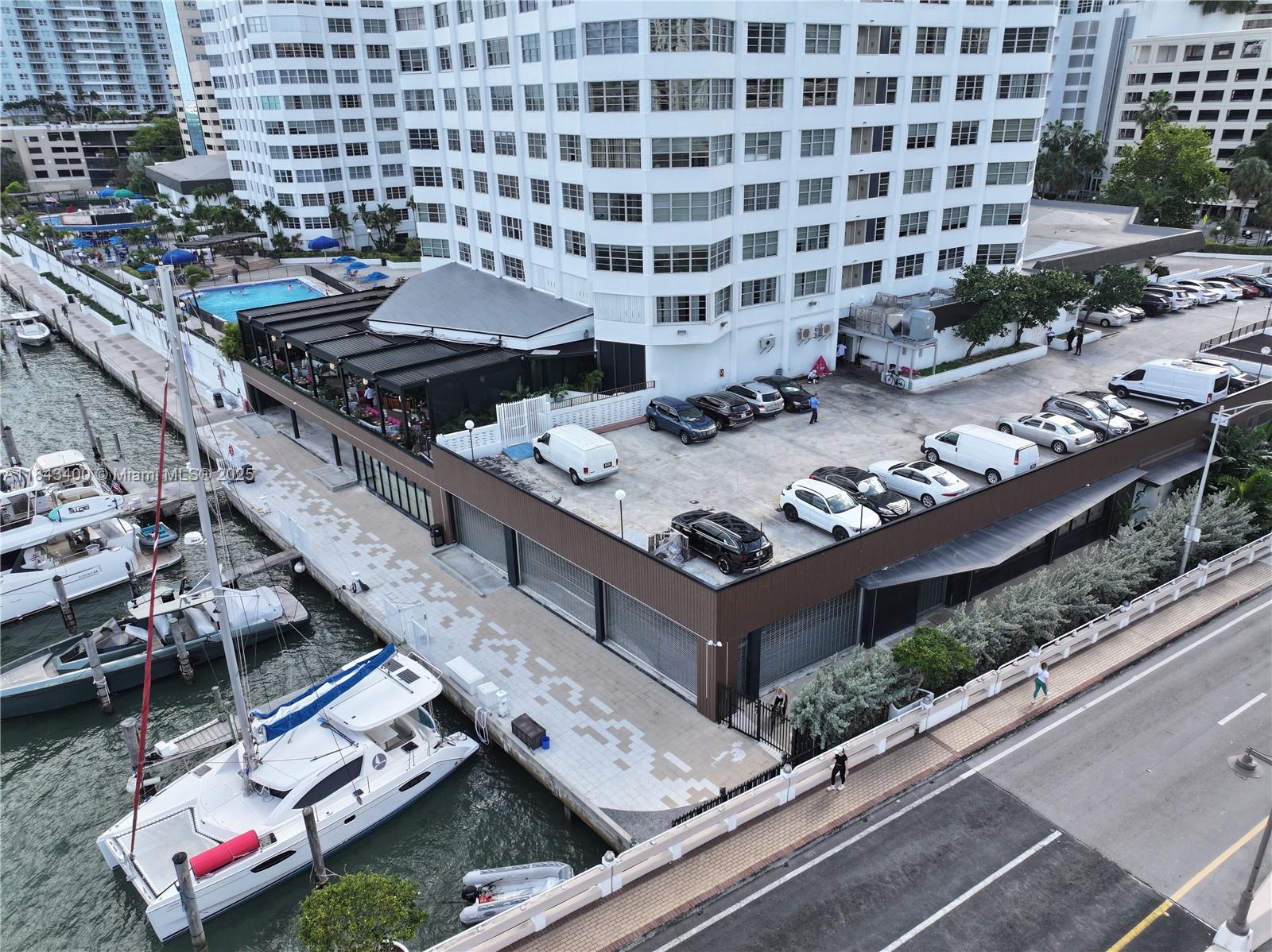 801 Brickell Bay Dr