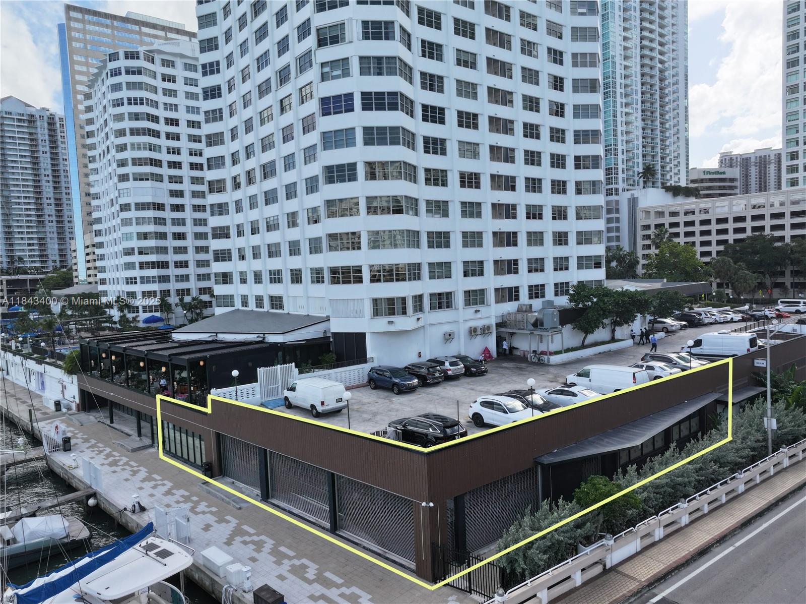 Prime Waterfront Restaurant/Retail Opportunity on Brickell Bay
8,253 SqFt Commercial Condo for Sale or Lease. A premier space with panoramic Biscayne Bay views, located directly on the Brickell Bay Boardwalk in Miami's financial district. Capitalize on immense foot traffic from over 20 million sq. ft. of office space and 15,000+ luxury residences.
Build-to-Suit: A shell space providing a blank canvas for your unique vision.
Elite Neighbors: Join top destinations like Komodo, Delilah, Cipriani, and Sexy Fish.
$3M+ Invested: A massive head start with new electrical, plumbing, grease trap, and HVAC already complete. This space is 80% ready for your build-out, saving significant time and capital.