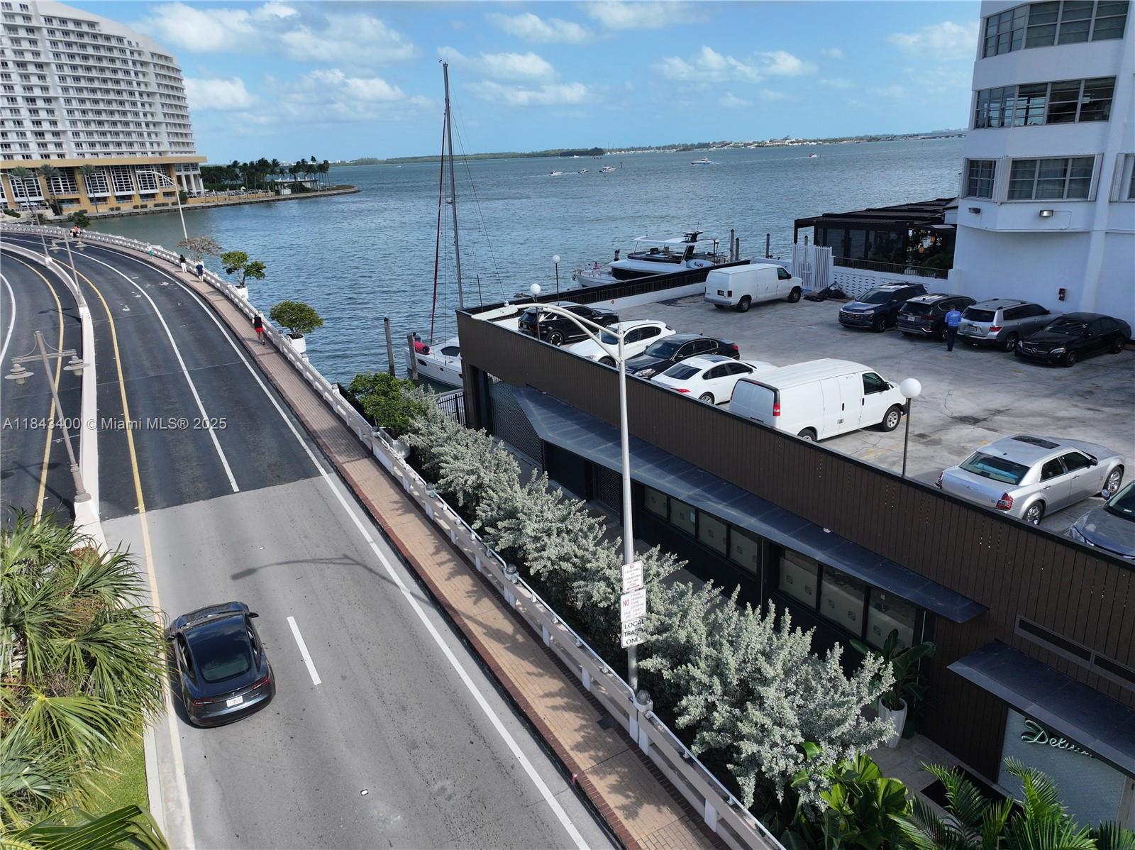 801 Brickell Bay Dr