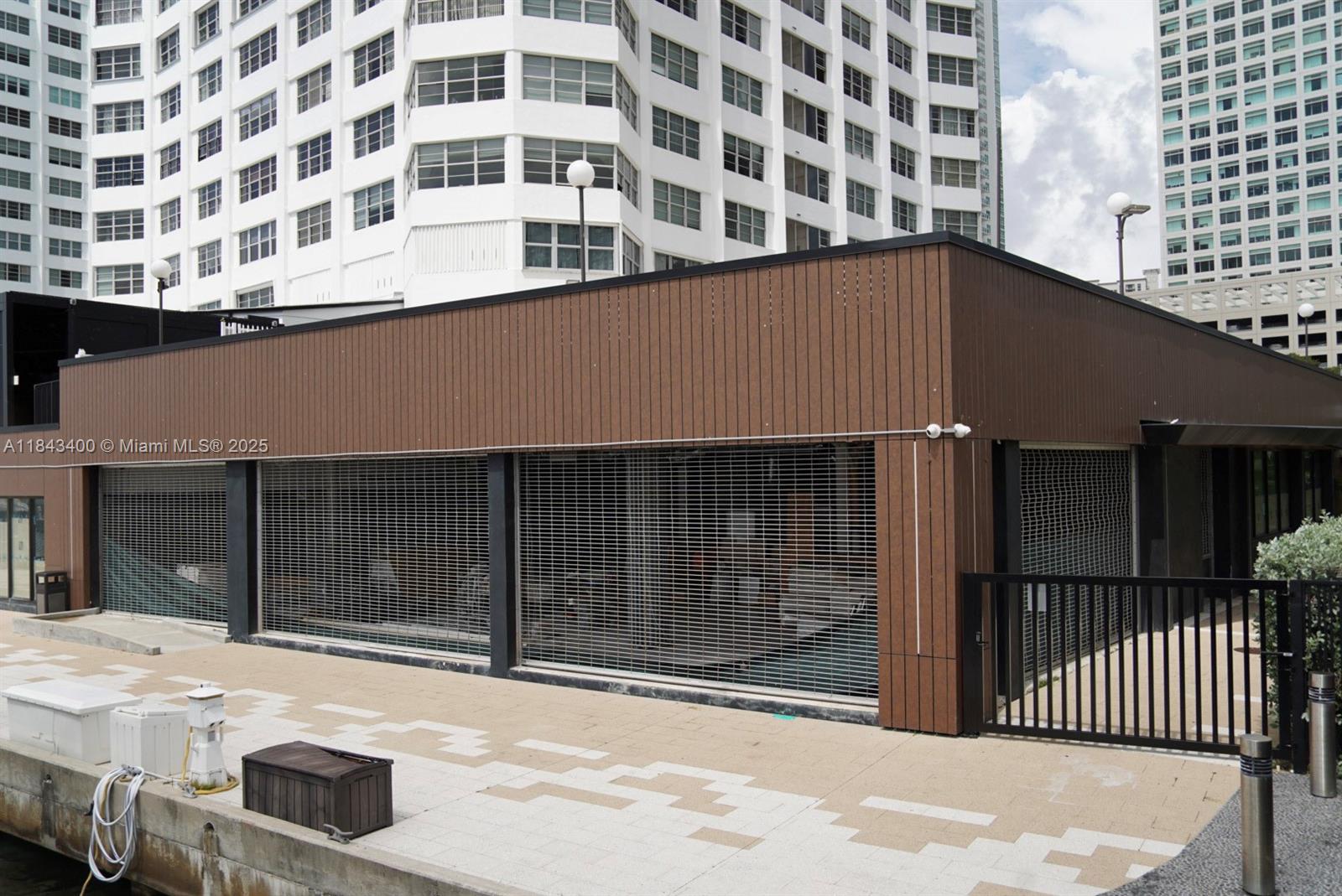 801 Brickell Bay Dr