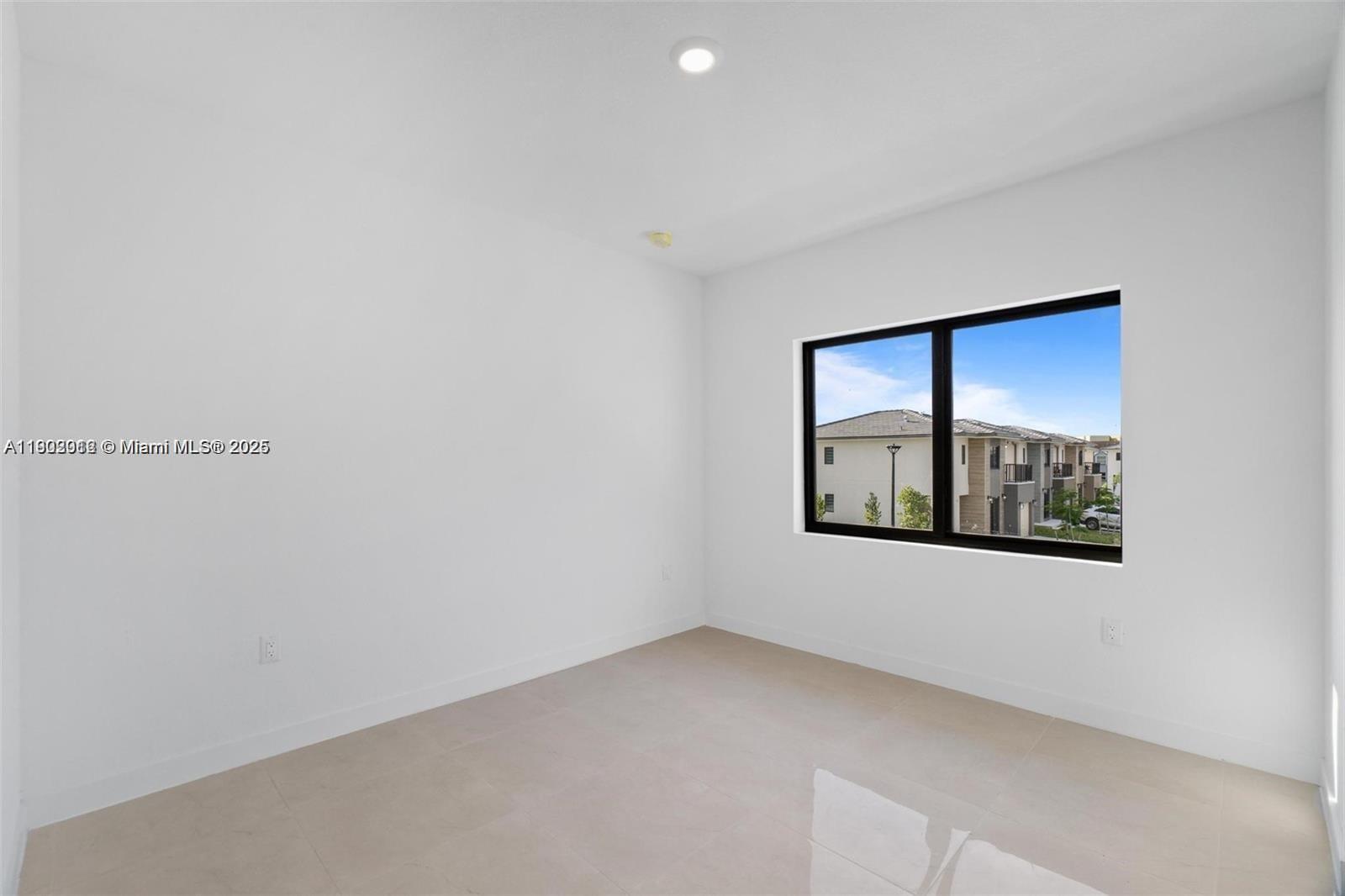 AURORA - Residential