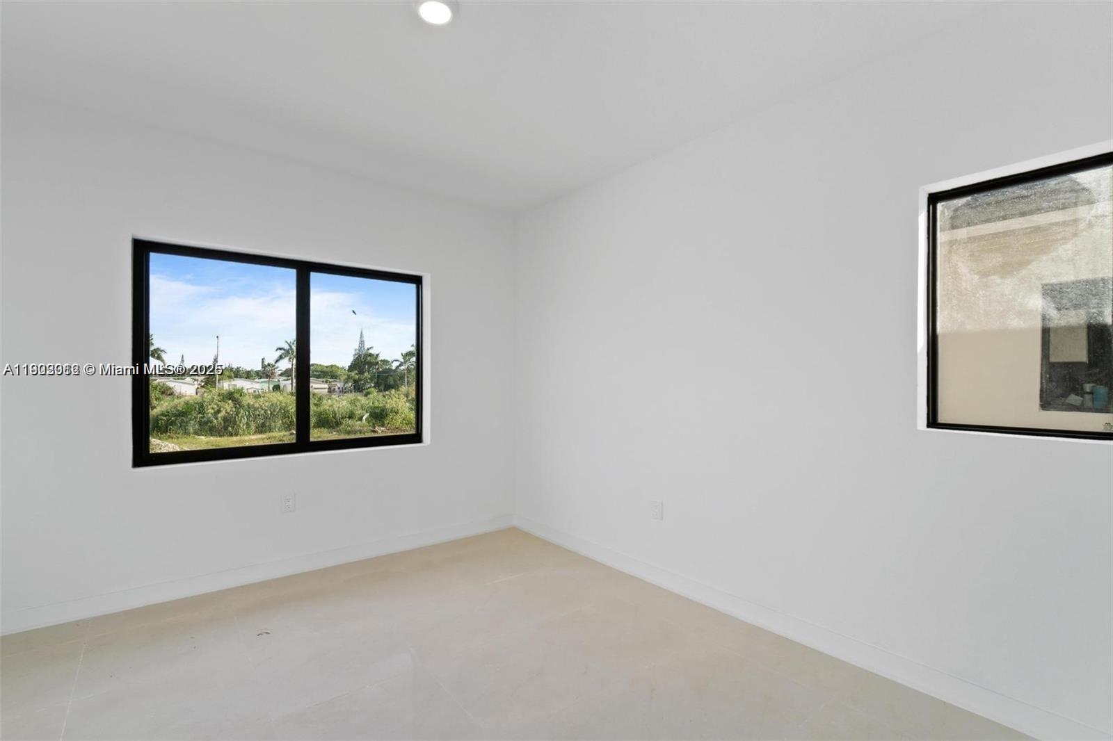 AURORA - Residential