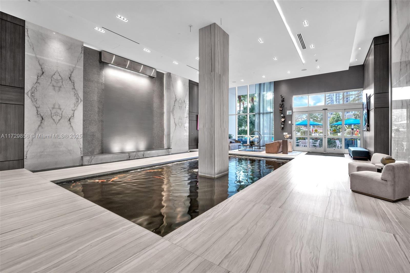 LAS OLAS RIVER HOUSE COND - Residential