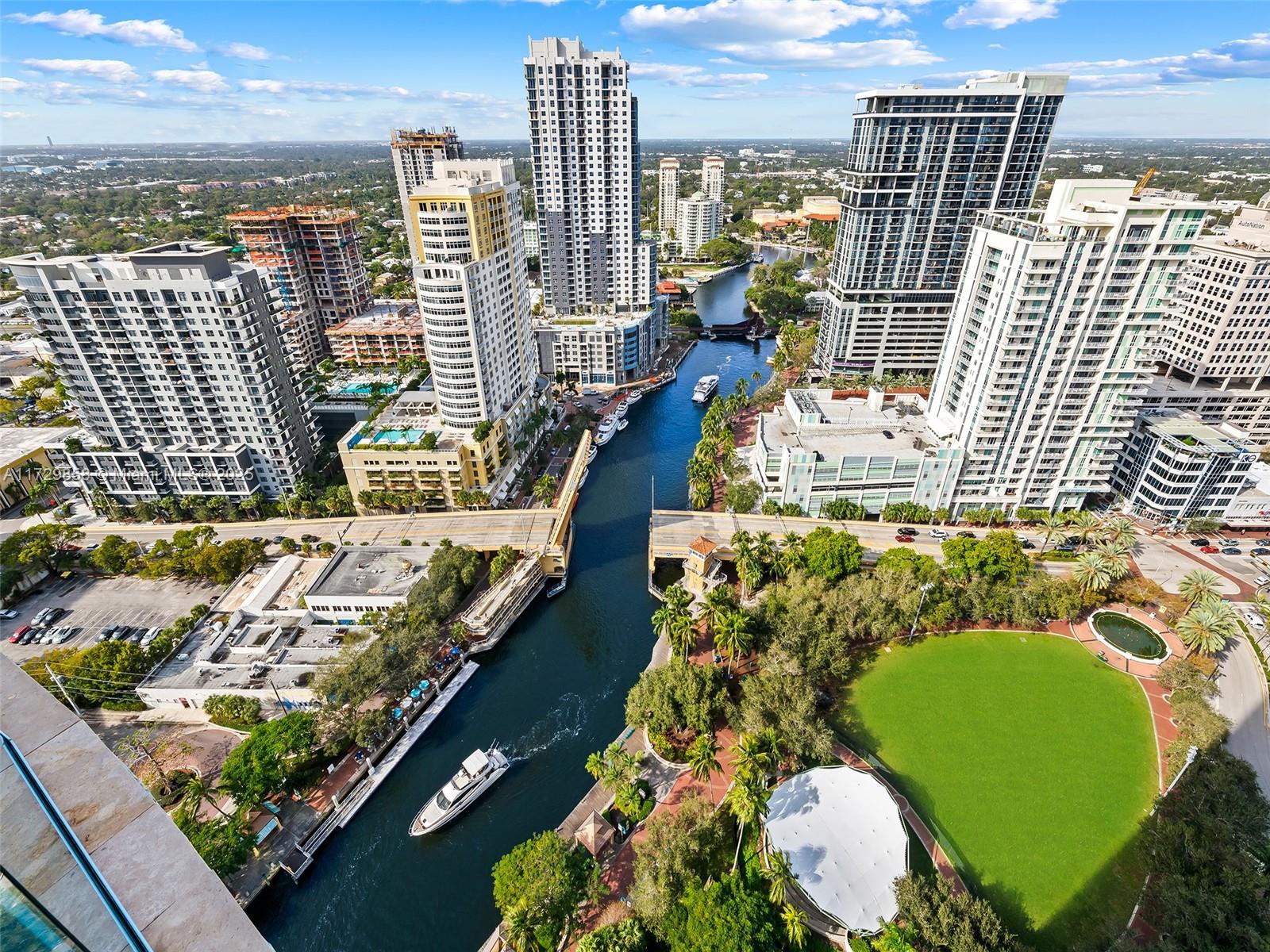 LAS OLAS RIVER HOUSE COND - Residential
