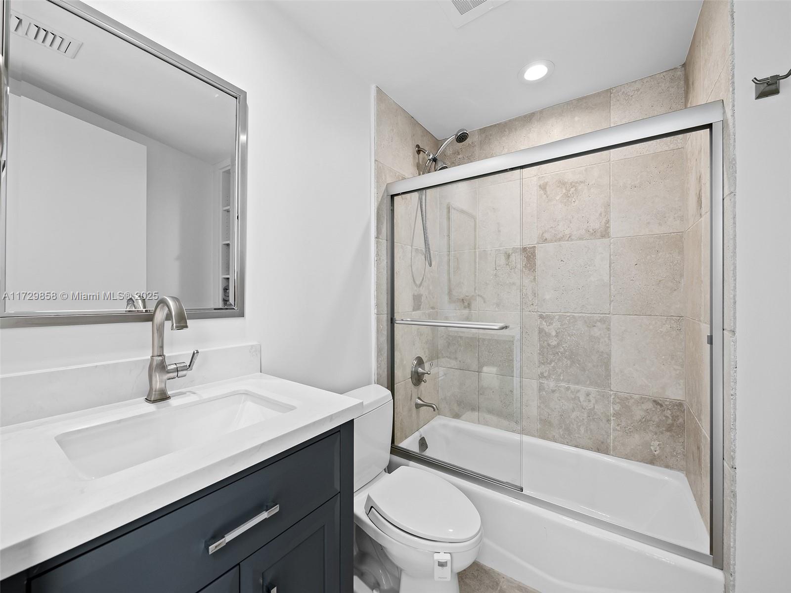 LAS OLAS RIVER HOUSE COND - Residential