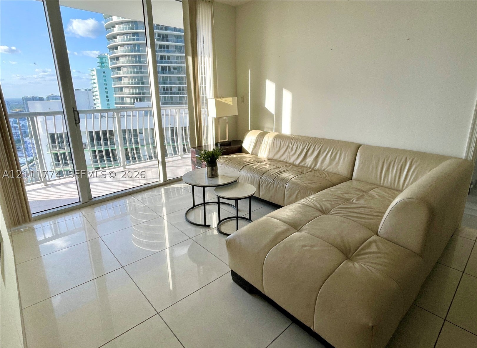 1750 N Bayshore Dr 3911