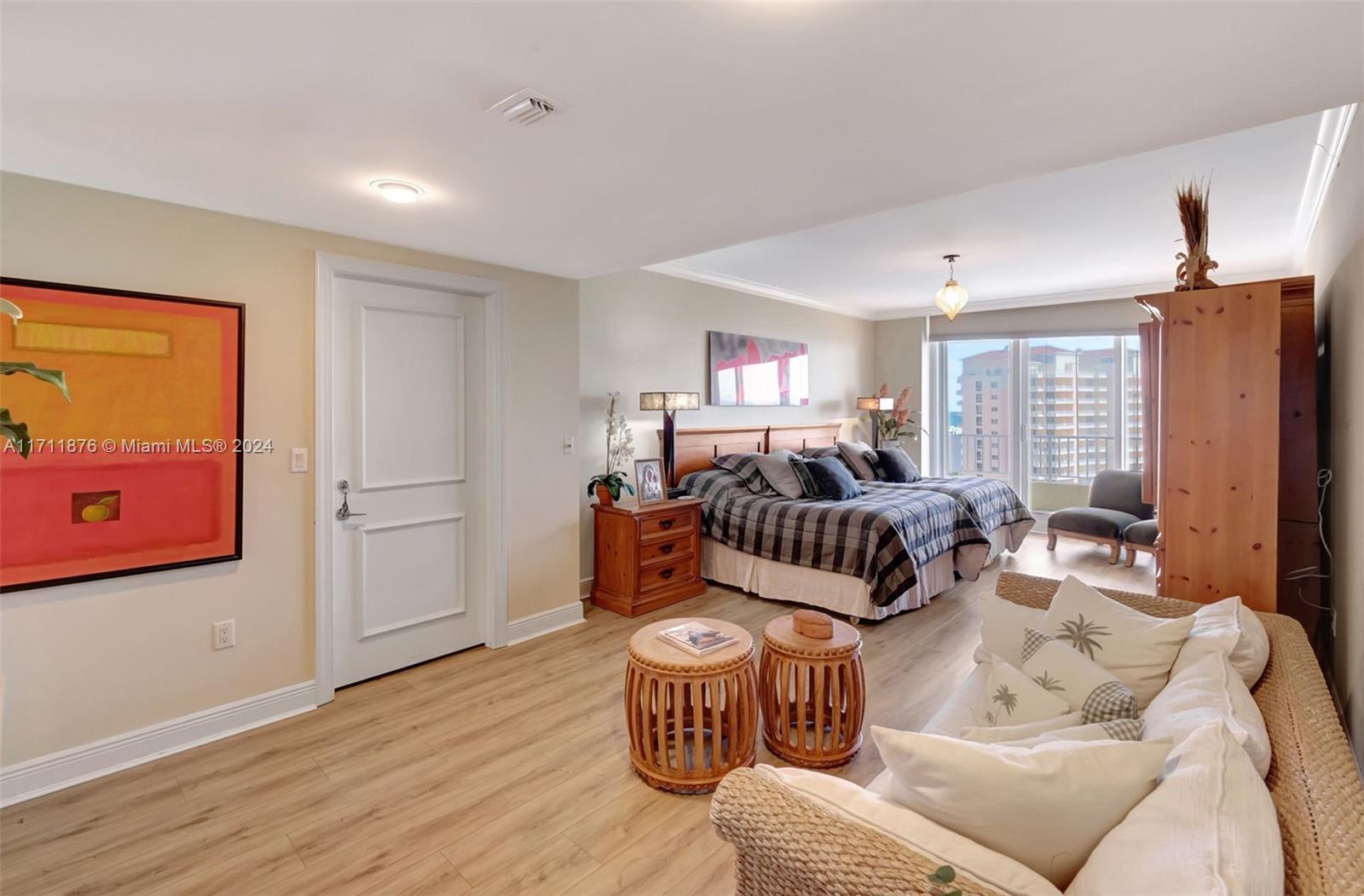 CLUB TOWER ONE CONDO - Residential Lease