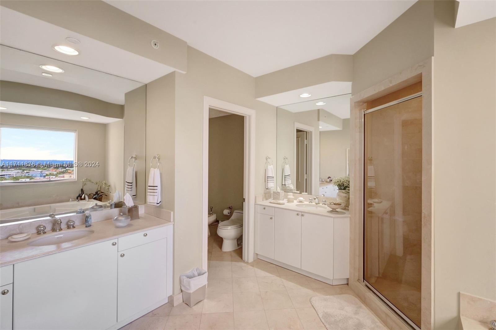 CLUB TOWER ONE CONDO - Residential Lease