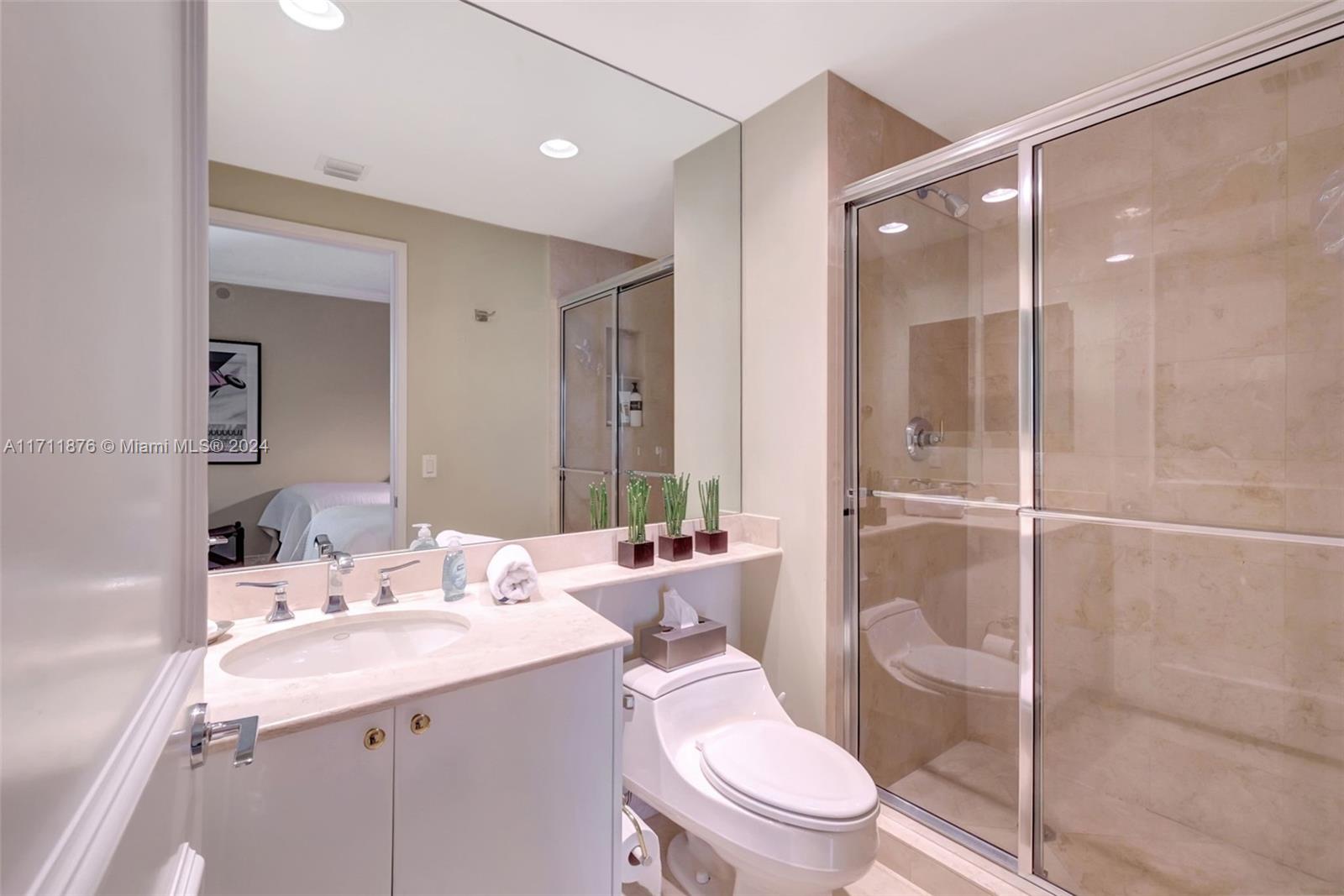 CLUB TOWER ONE CONDO - Residential Lease