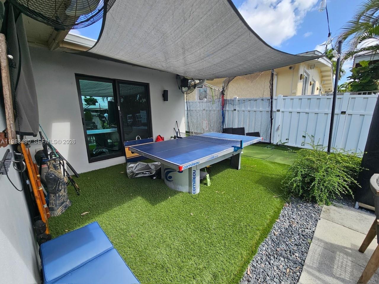 LAUDERDALE ISLES NO 2 - Residential