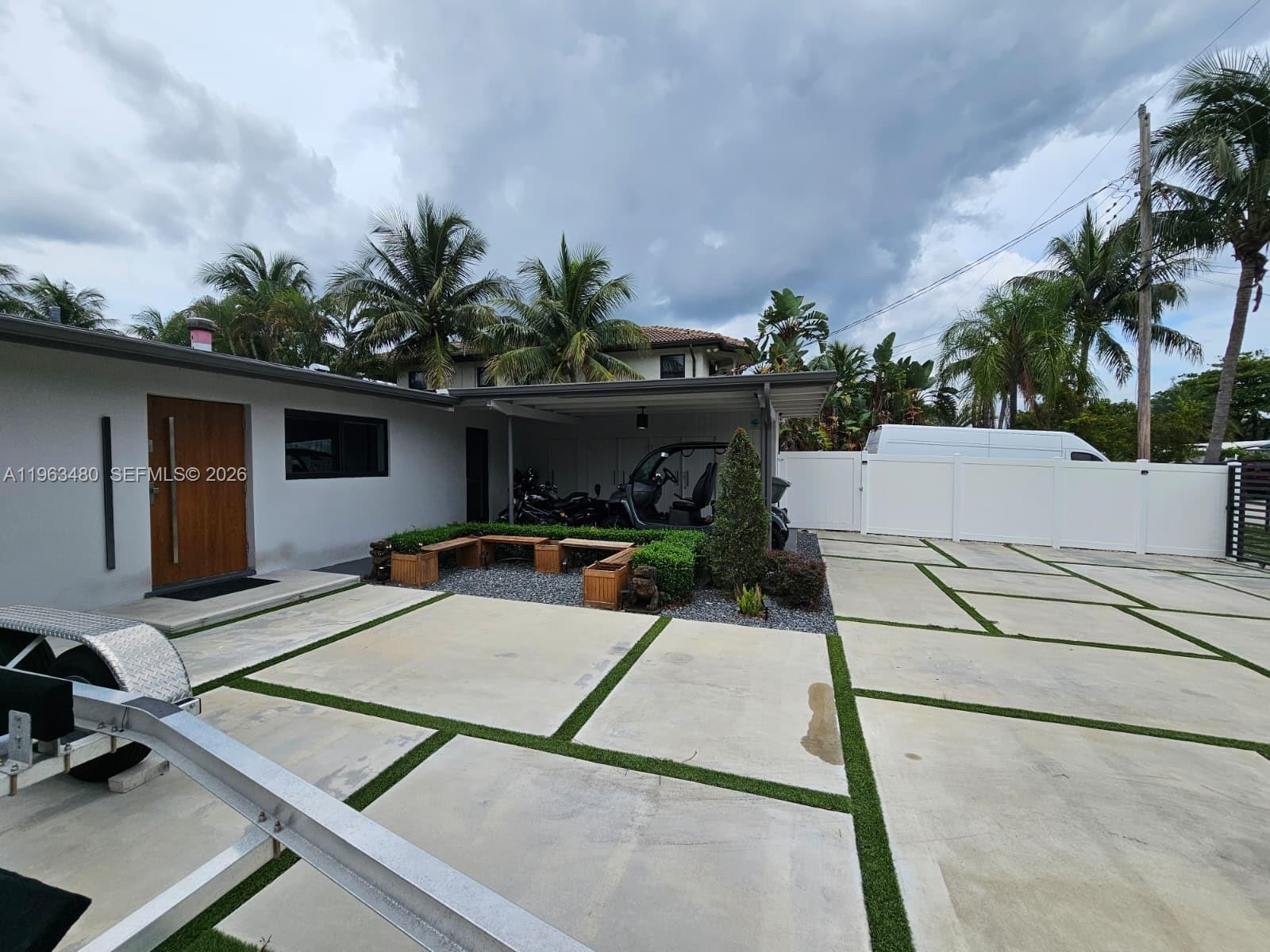 LAUDERDALE ISLES NO 2 - Residential