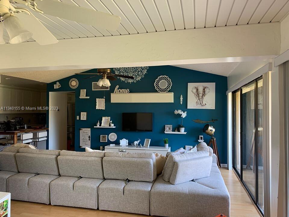 HAMPTON COURT CONDO - Residential Lease