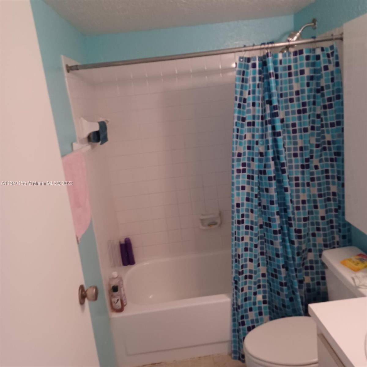 HAMPTON COURT CONDO - Residential Lease