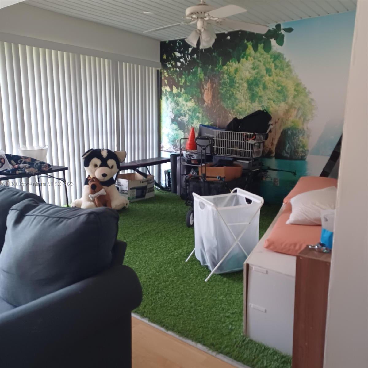 HAMPTON COURT CONDO - Residential Lease