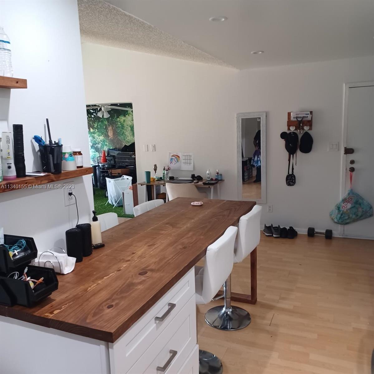 HAMPTON COURT CONDO - Residential Lease