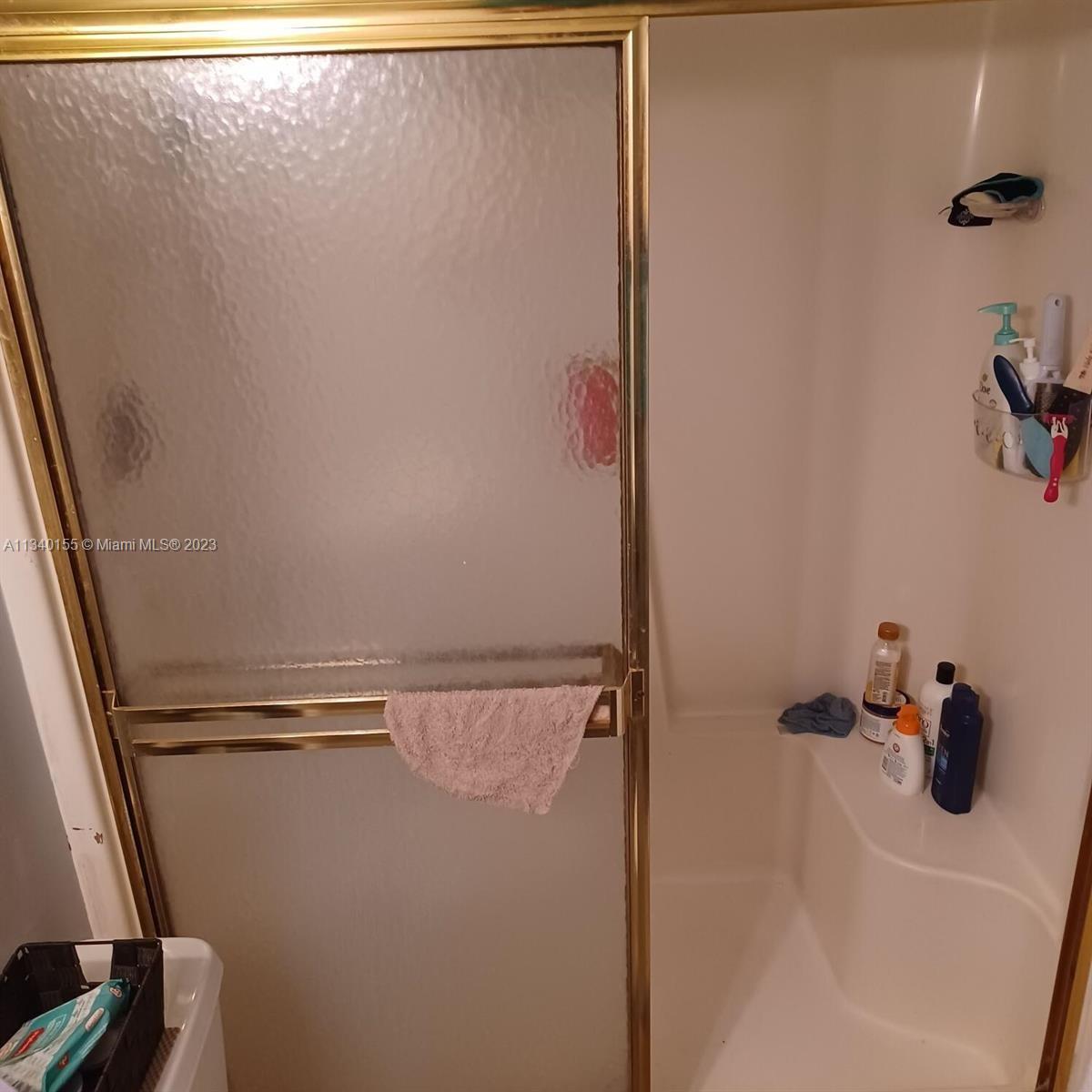 HAMPTON COURT CONDO - Residential Lease