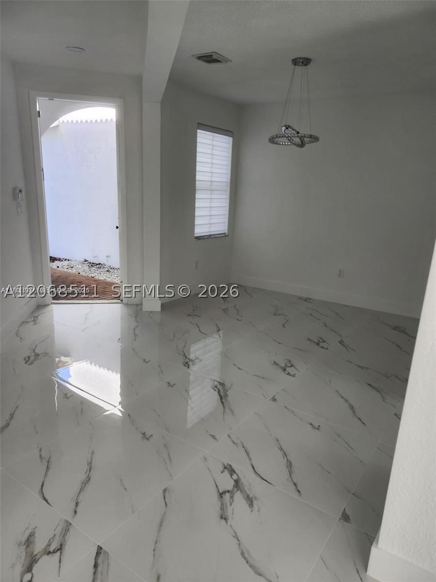 8465 NW 108th Path