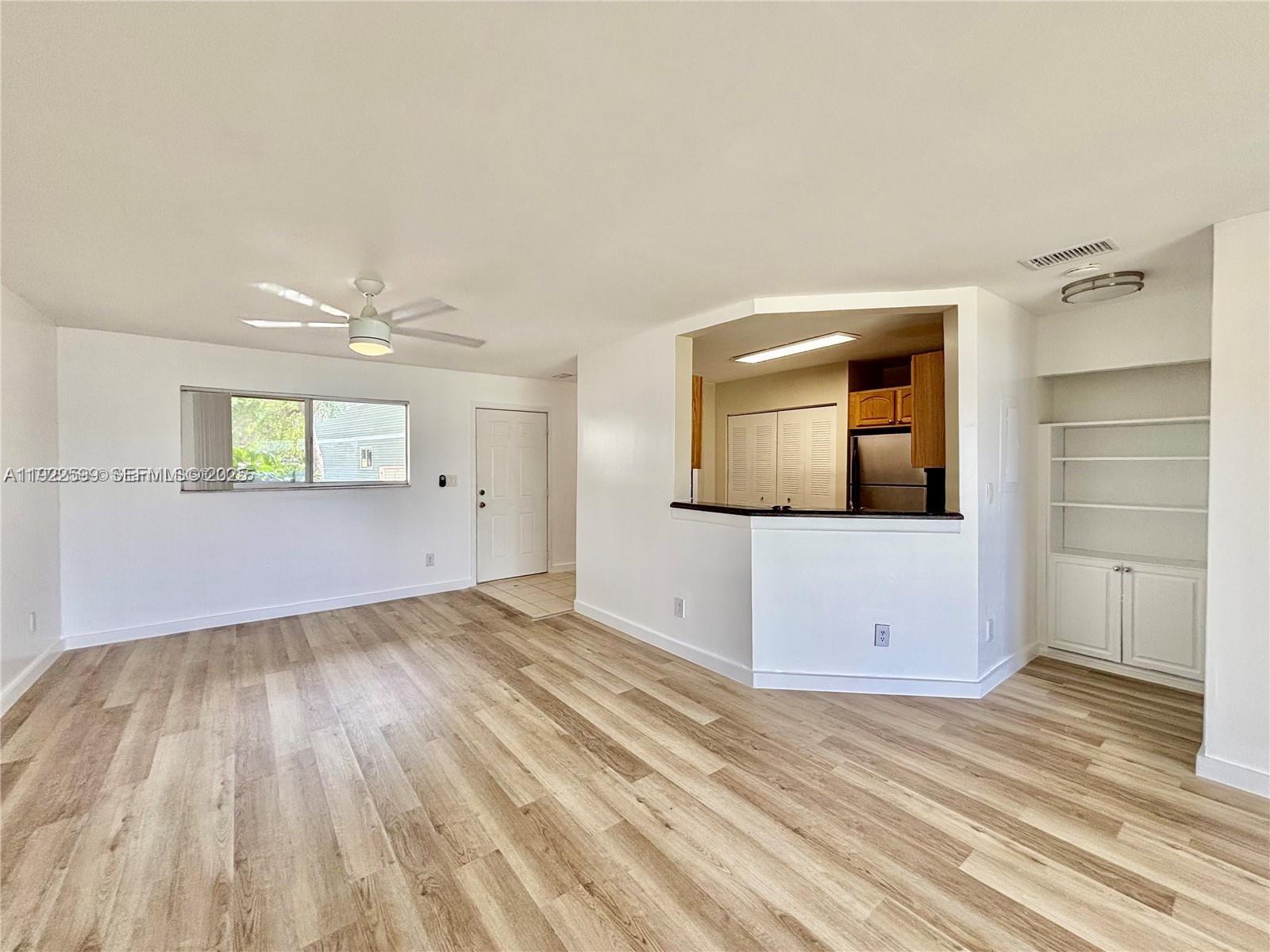 SUMMER LAKE - Residential Lease